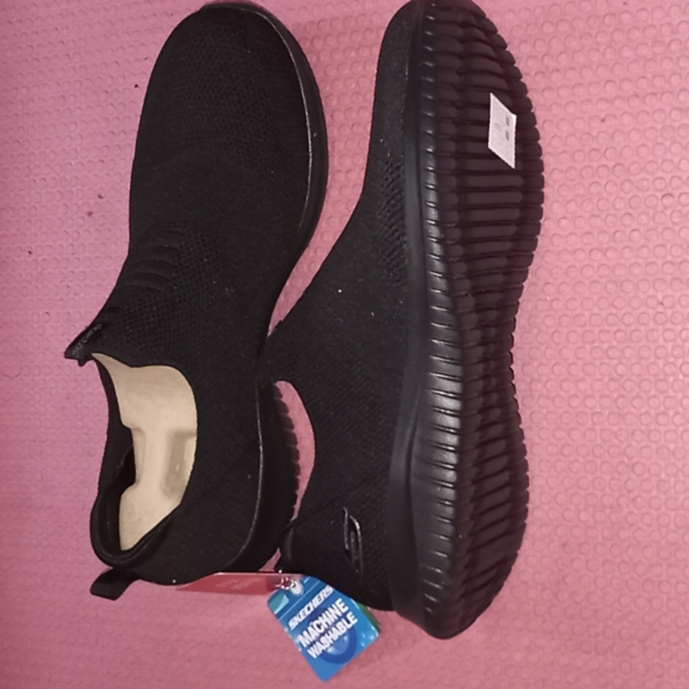 COPY - Skechers air-cooled memory foam washable vegan size 10